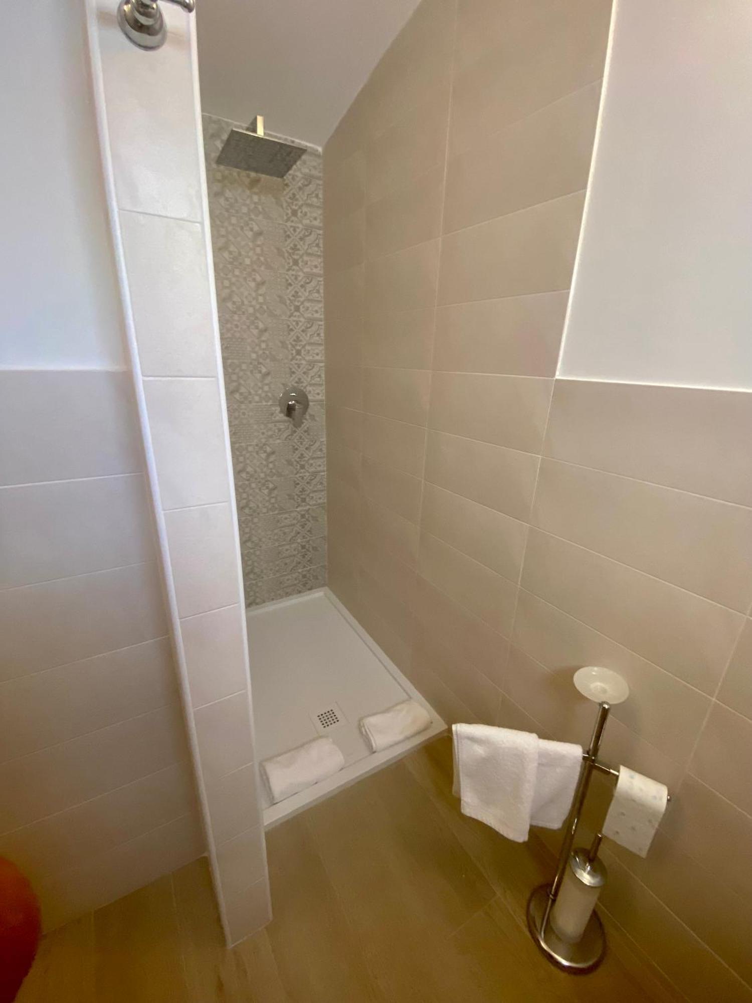 Marina Bay Beach Suites Peschici Eksteriør bilde
