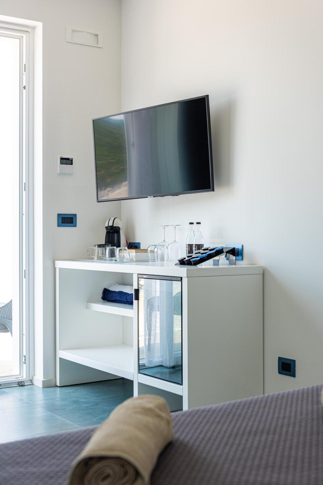 Marina Bay Beach Suites Peschici Eksteriør bilde
