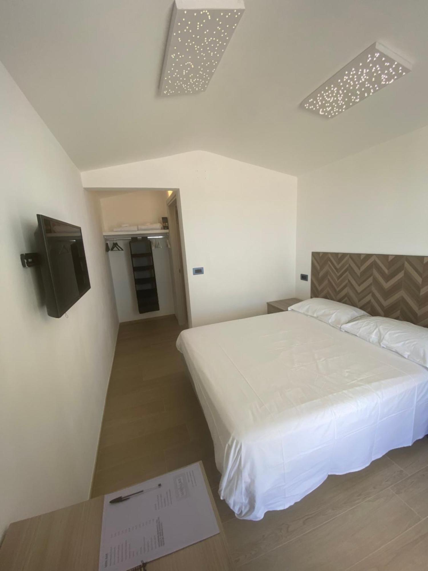 Marina Bay Beach Suites Peschici Eksteriør bilde