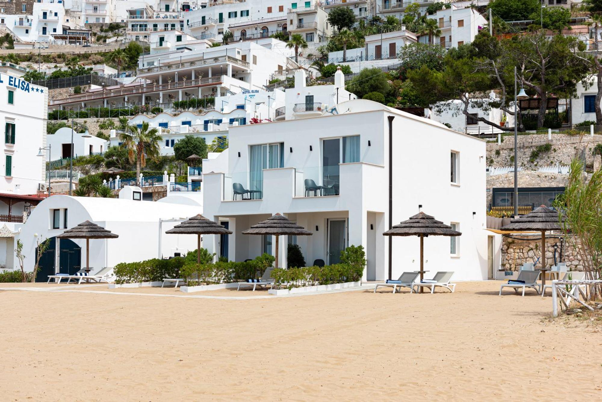 Marina Bay Beach Suites Peschici Eksteriør bilde