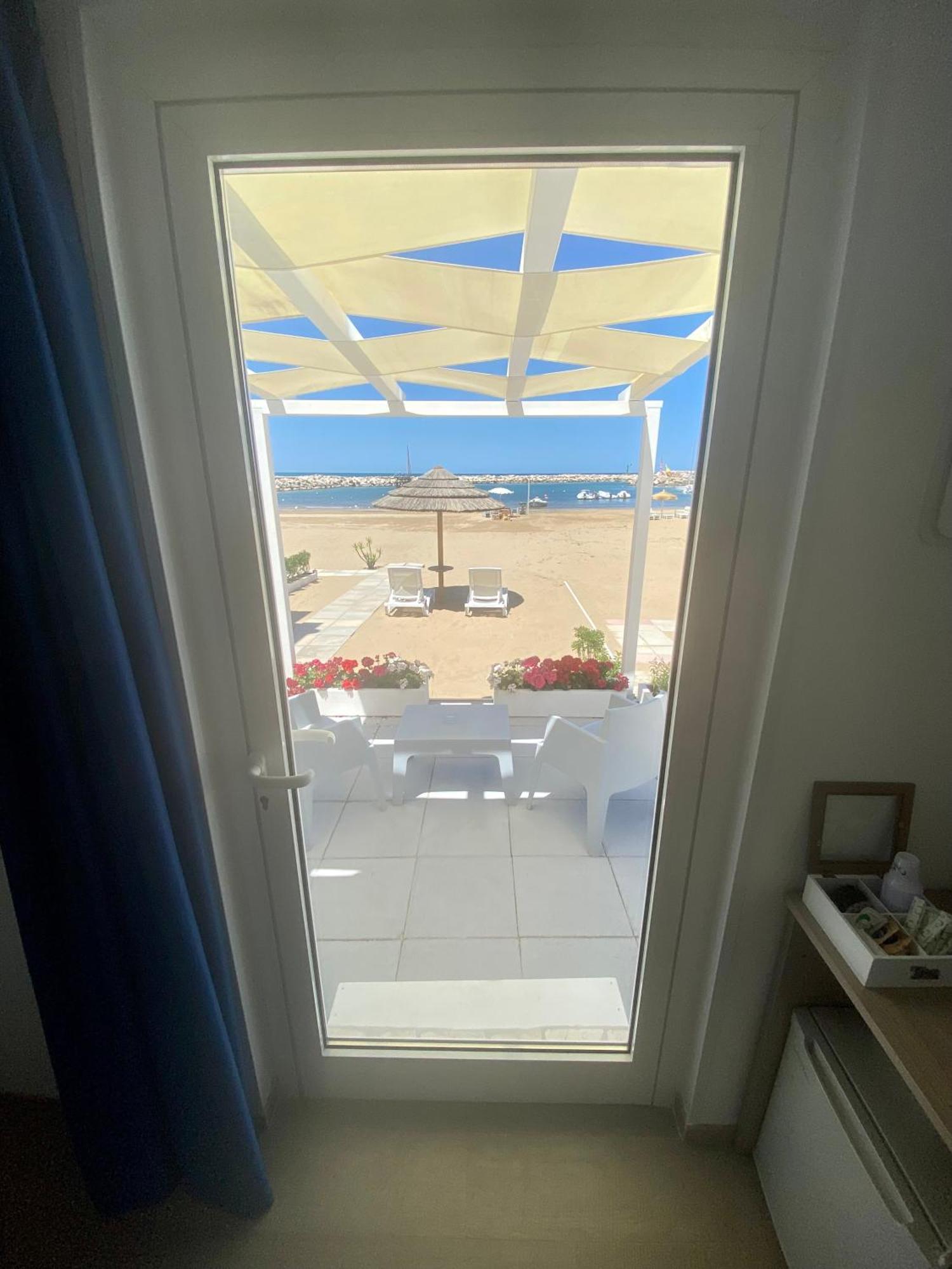 Marina Bay Beach Suites Peschici Eksteriør bilde