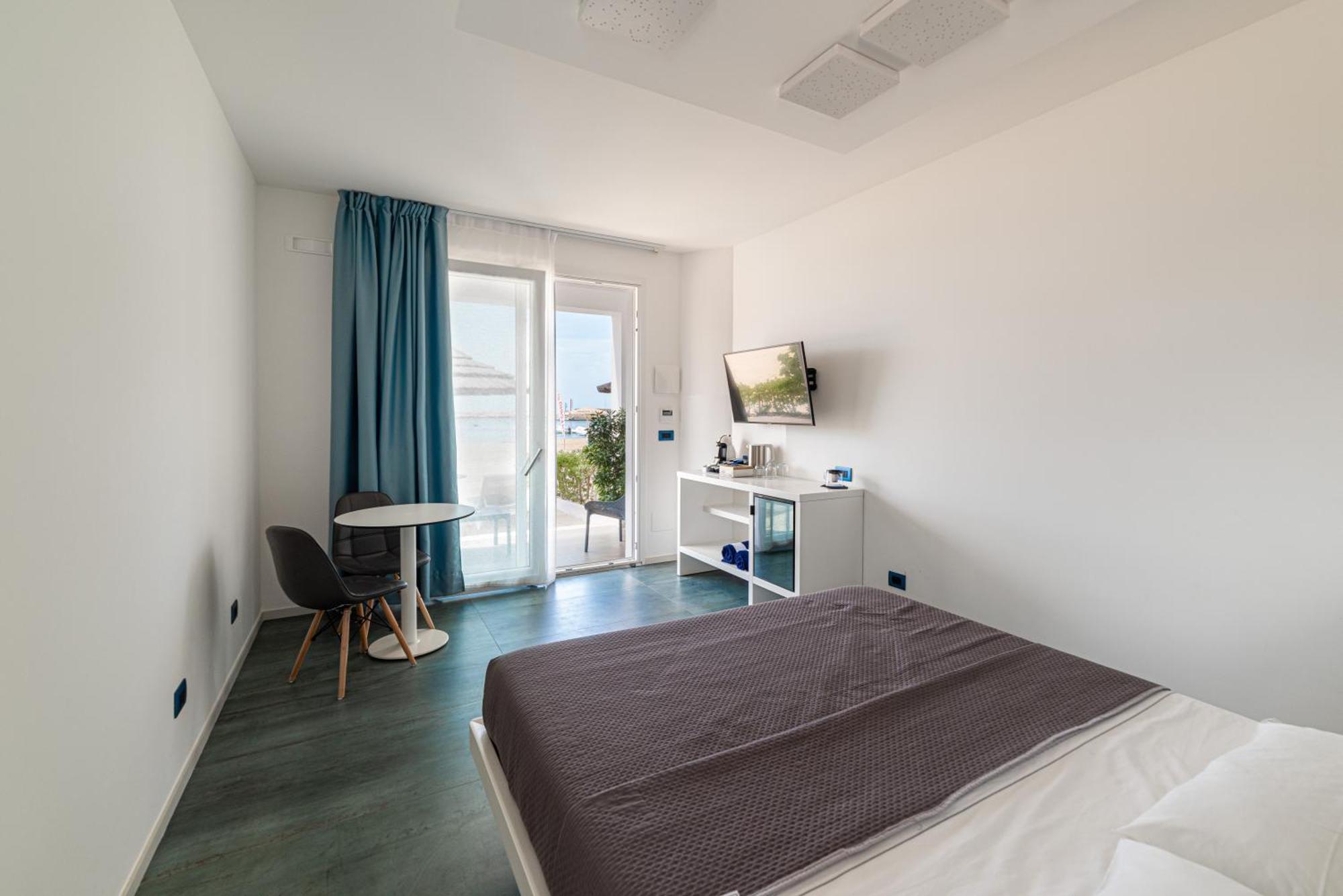 Marina Bay Beach Suites Peschici Eksteriør bilde